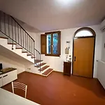 Emilia 330 Centro Appartamento