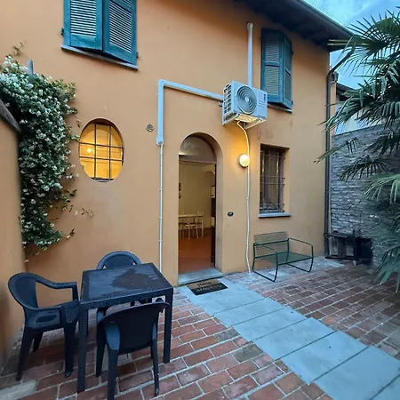 Emilia 330 Centro Daire