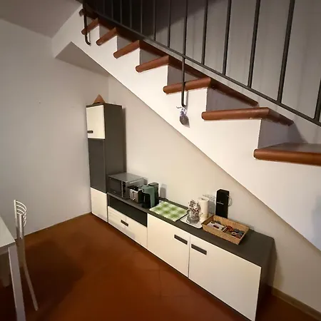 Emilia 330 Centro Διαμέρισμα *