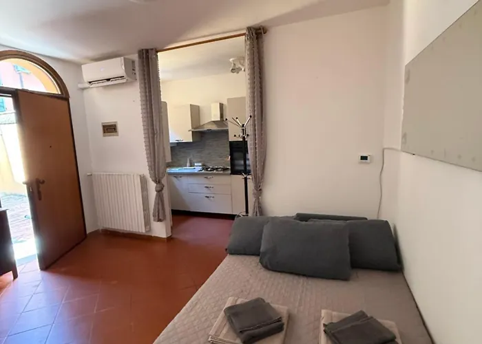 Emilia 330 Centro *
